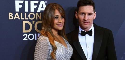 Lionel Messi se svou snoubenkou Antonellou Roccuzzovou.