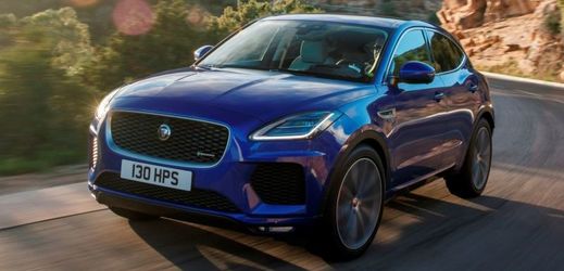 Jaguar E-Pace disponuje hospodárným zážehovým motorem s výkonem 200 koní. 