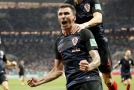 Reprezentanti Chorvatska otočili duel s Anglií a postoupili do finále fotbalového šampionátu.