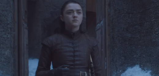 Maisie Williamsová jako Arya Starková.