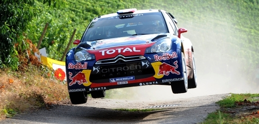 Katalánskou rallye vyhrál Loeb, do čela MS se posunul Ogier.