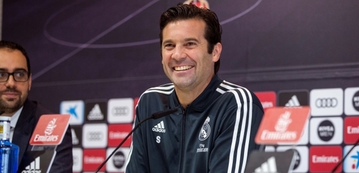 Santiago Solari zůstane u Realu i nadále.