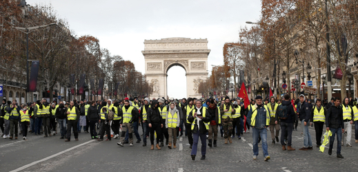 Demonstrace v Paříži.