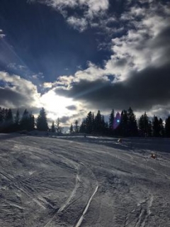 Lyžařské středisko nabízí přes sto kilometrů sjezdovek.