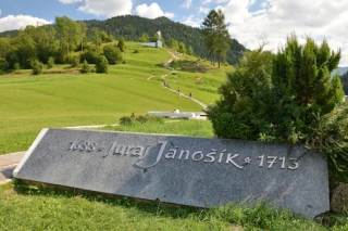 Oblíbenou oblastí na Slovensku pro turisty z České republiky je pohoří Malá Fatra.