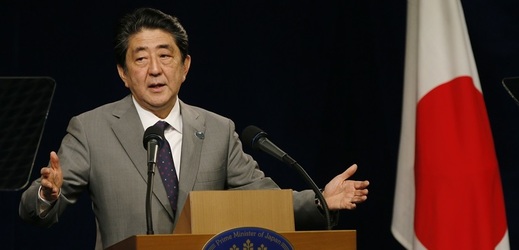 Japonský premiér Šinzó Abe nominoval Donalda Trumpa na Nobelovu cenu.