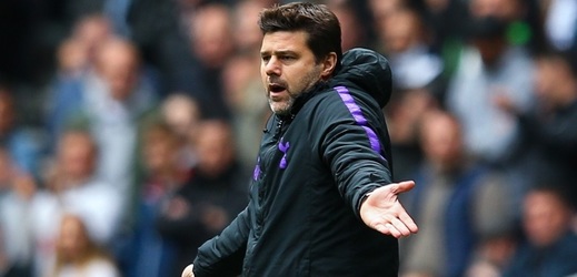 Mauricio Pochettino vzal porážku Tottenhamu na sebe.