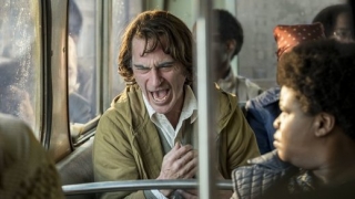 Joaquin Phoenix se do role Jokera vžil dokonale.