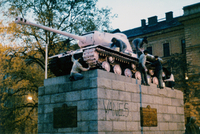 Tank na Smíchově připomínal příjezd Rudé armády v květnu 1945.