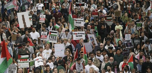 V Londýně se od loňského října koná 18. demonstrace na podporu Palestiny