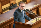 Jurečka navrhne na úterním jednání tripartity zvýšení platů ve veřejné sféře od září