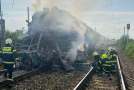 Šest lidí zemřelo na jihu Slovenska při srážce vlaku z ČR a autobusu