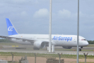 Při turbulencích se v letadle ze Španělska do Uruguaye zranilo na 30 lidí