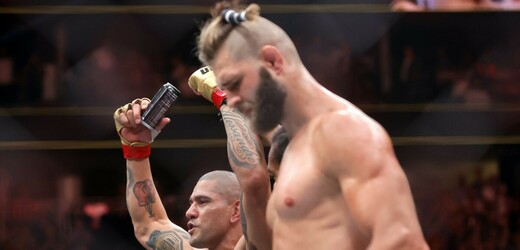 MMA bojovník Jiří Procházka pás šampiona UFC nezískal, Pereira jej opět knokautoval