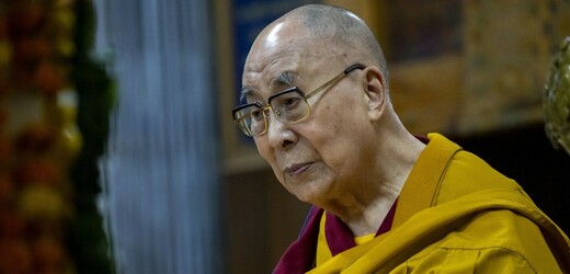 Tibetský duchovní vůdce dalajlama uvedl, že se zotavuje z operace kolena a cítí se fyzicky fit