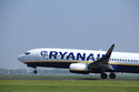 Ryanairu překvapivě klesl čtvrtletní zisk o 46 procent, méně vybral na letenkách