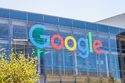 Zisk majitele Googlu ve druhém čtvrtletí vzrostl o 28,6 procenta