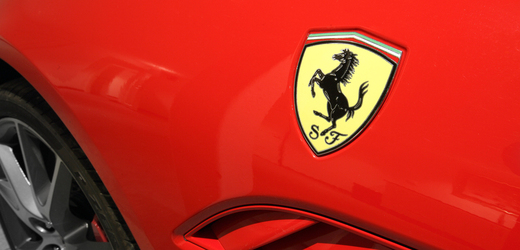 Ferrari od konce tohoto měsíce umožní svým zákazníkům v Evropě platit kryptoměnami
