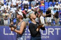 Krejčíková se Siniakovou ovládly před obhajobou zlata na OH turnaj v Praze