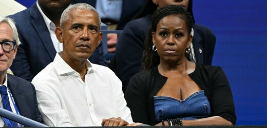 Obama s manželkou Michelle podpořili Harrisovou do prezidentské volby 
