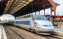 Vlaky ve Francie mají stále zpoždění, návrat do normálu se čeká v pondělí