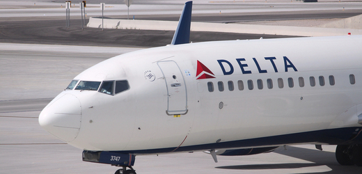 Delta Airlines budou kvůli výpadku vymáhat odškodné po společnostech CrowdStrike a Microsoft