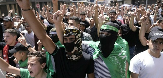 Chameneí vydal příkaz k úderům na Izrael, tvrdí The New York Times