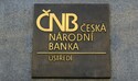 ČNB snížila úrokovou sazbu na 4,5 procenta, zhoršila výhled ekonomiky