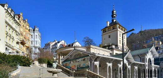 Karlovy Vary na několika místech instalují zvuková čidla, která mají upozornit na možné narušení pořádku v ulicích