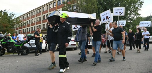 Lidé z hutě Liberty budou asi muset vymáhat mzdy, správce má zájemce o část firmy