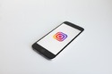 Instagram zavádí ochranu účtů nezletilých, budou automaticky soukromé