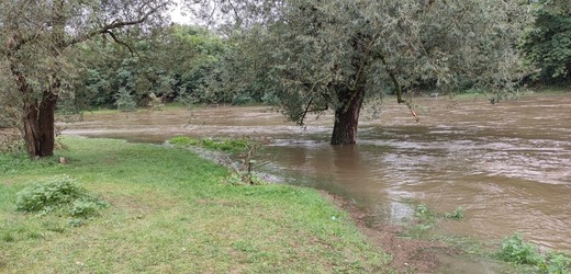 Ráno bylo v Česku něco přes sto povodňových stavů, hladiny dál klesají