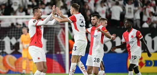 Slavia v Evropské lize remizovala s Ajaxem 1:1, vyrovnal Chorý