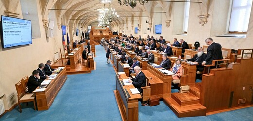 Nakládání s látkami typu kratom bude mít nová pravidla, Senát je schválil