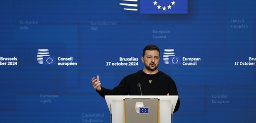 Summit EU vyzval k posílení vojenské podpory Ukrajině a zrychlení dodávek munice