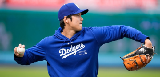 Hvězdný baseballista Ohtani by měl i přes zranění pokračovat ve Světové sérii