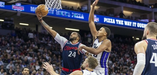 Cleveland vyhrál i podesáté v sezoně NBA, Jokič a James předvedli triple double