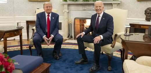 Biden přijal Trumpa v Oválné pracovně, zavázali se k hladkému předání moci