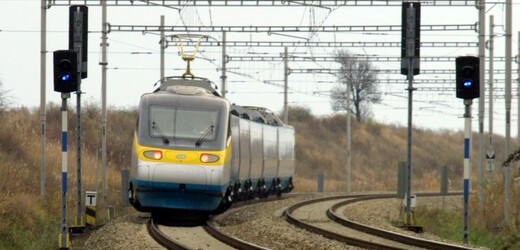 Rychlostní rekord drží na české železnici už dvě dekády pendolino 