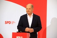 Po třech letech v čele vlády čelí kancléř Scholz rekordní neoblibě