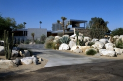 Dům v poušti v kalifornském Palm Springs navrhl Richard Neutra.