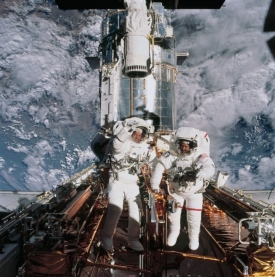 Astronauti se k dalekohledu vypravili už čtyřikrát.