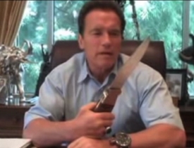 Ořežeme rozpočet, sděluje Schwarzenegger občanům Kalifornie