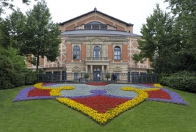Operní dům v Bayreuthu.