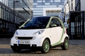 Elektrický Smart ForTwo si budete moci koupit v roce 2012.