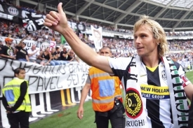 Pavel Nedvěd při rozlučce s Juventusem i fotbalovou kariérou.