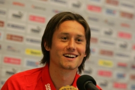 Tomáš Rosický na tiskové konferenci při reprezentačním srazu.