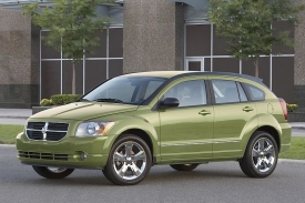 Modernizovaný Dodge Caliber přijde s novým motorem 2,2 CRD.