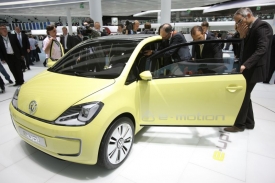 Elektromobil E-Up! hodlá Volkswagen prodávat v roce 2013.