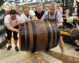 Na Oktoberfestu se každého zmocní festivalová atmosféra.